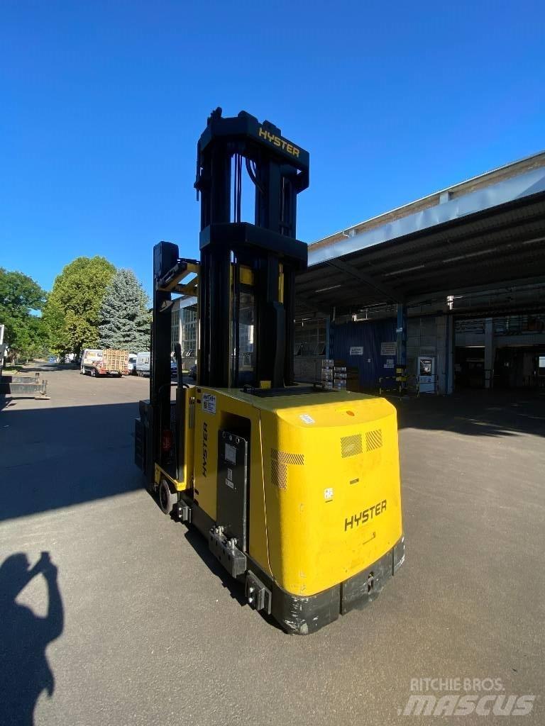 Hyster C1.0 巷道堆垛机