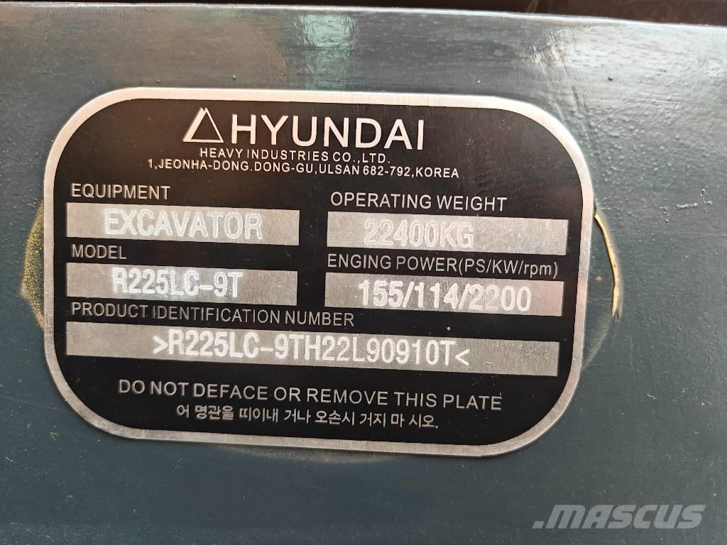 Hyundai 225LC—9T 履带挖掘机