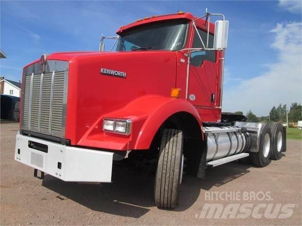 Kenworth T800 牵引车