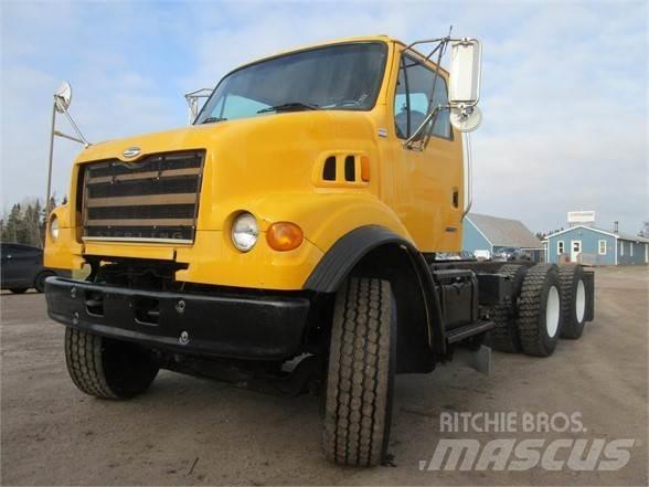 Sterling L7500 平板车