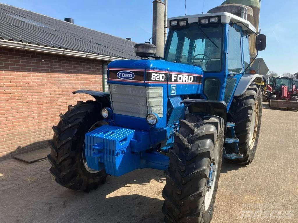 Ford 8210 gen 2 拖拉机/农用车