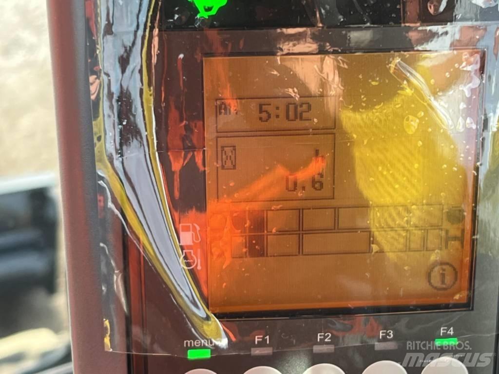 Yanmar SV 22 小型挖掘机