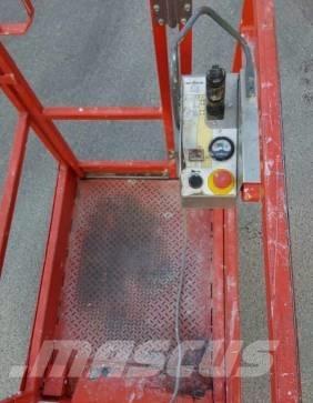 SkyJack SJ 12 剪叉式升降机