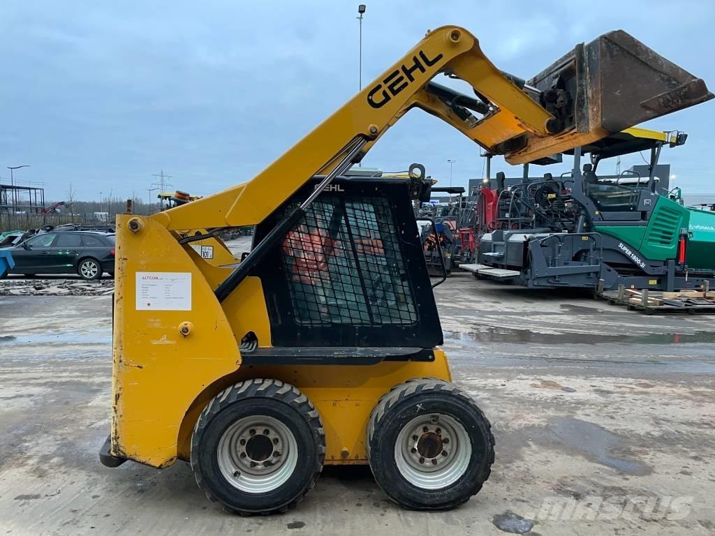 Gehl R 165 滑移装载机