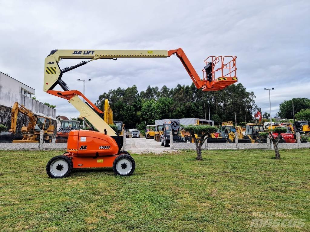 JLG 600 AJ 曲臂高空工作平台