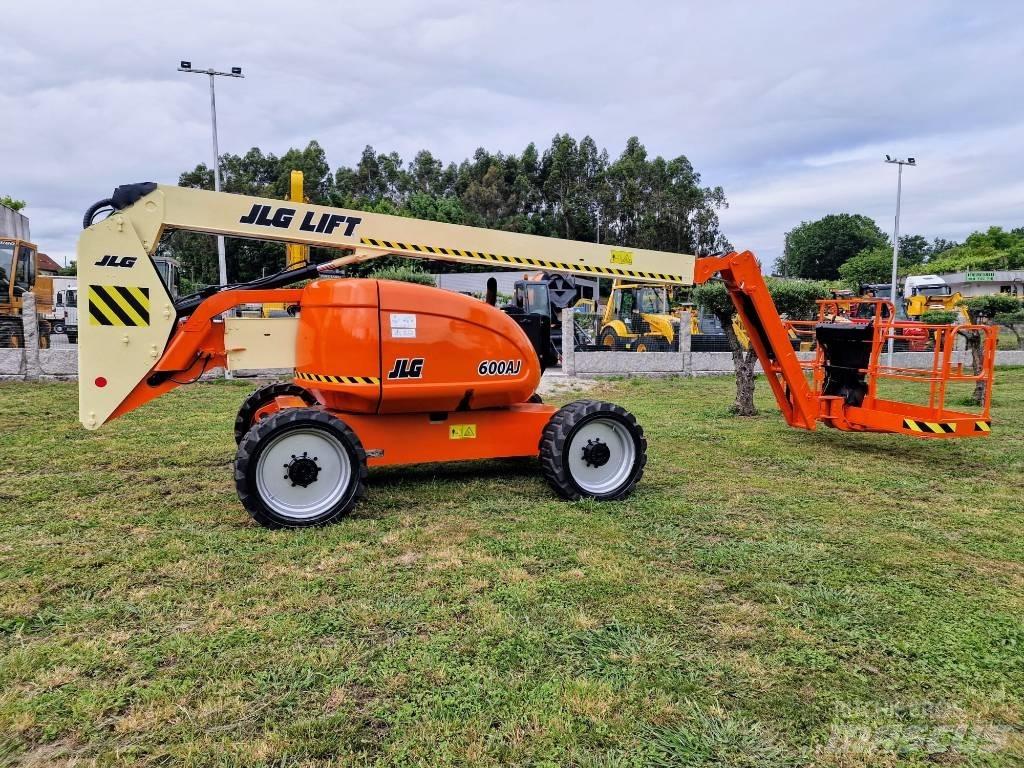 JLG 600 AJ 曲臂高空工作平台