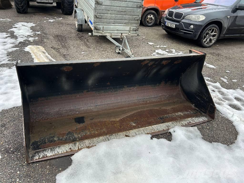 Manitou MRT 3050 伸缩臂叉装车|叉装车