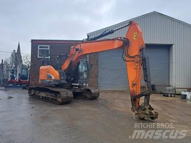 Doosan DX 235 LCR-5 履带挖掘机
