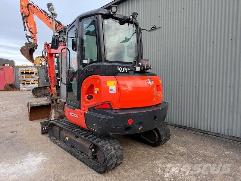 Kubota KX 042-4 小型挖掘机