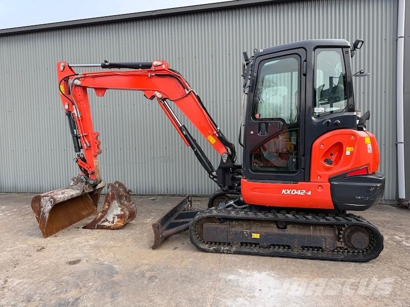 Kubota KX 042-4 小型挖掘机