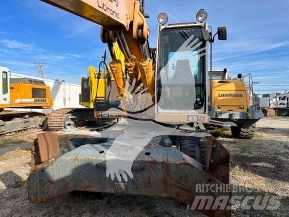 Liebherr A924 轮式挖掘机