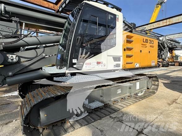 Liebherr LB30 钻孔机