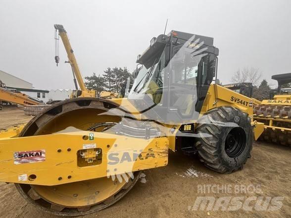 Sakai SV544T 单轮压路机