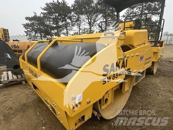 Sakai SW884ND 单轮压路机