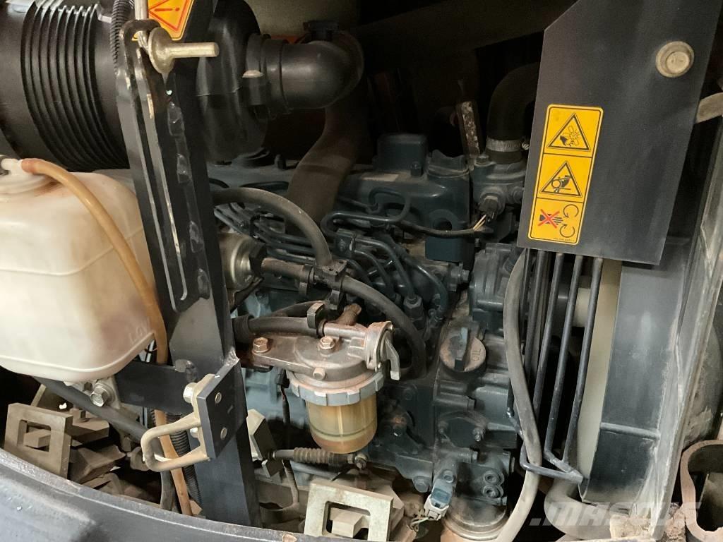 Kubota KX 61-3 小型挖掘机