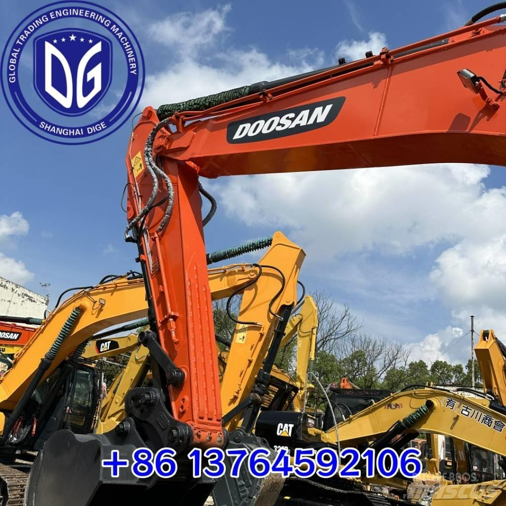 Doosan DX300LC-9C 履带挖掘机