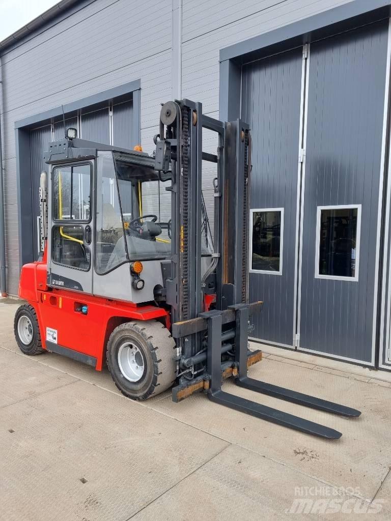 Kalmar DCE 55-6 柴油叉车