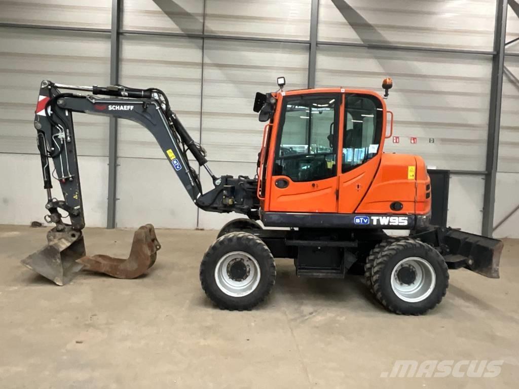 Yanmar TW 95 轮式挖掘机