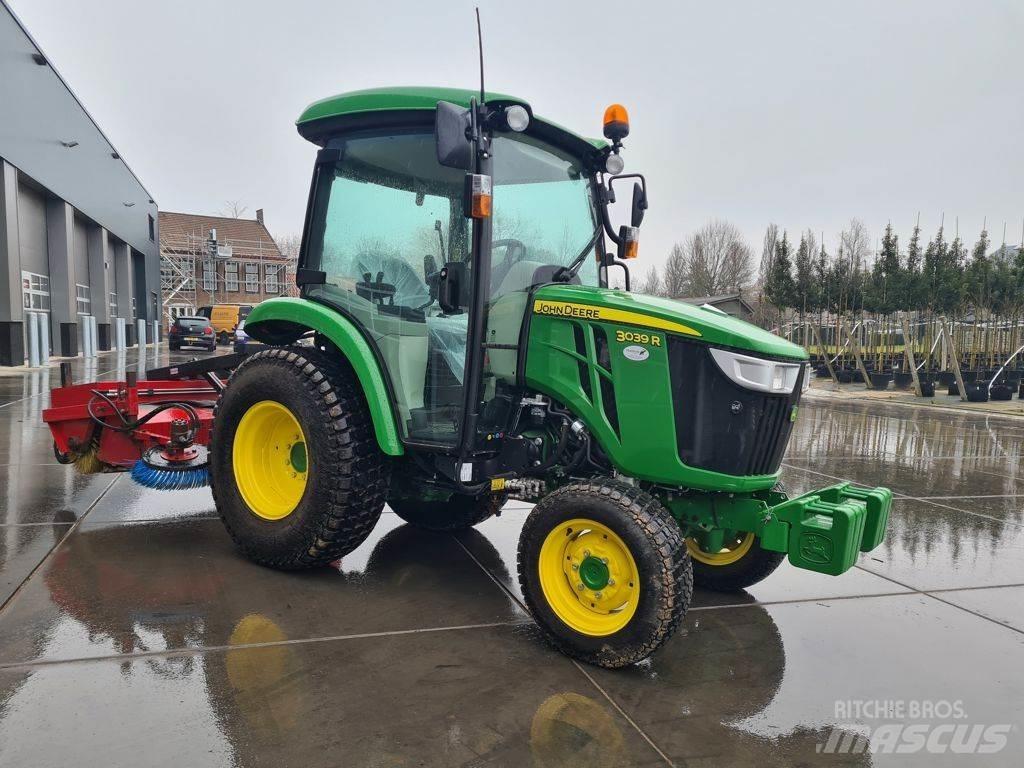 John Deere 3039R 拖拉机/农用车