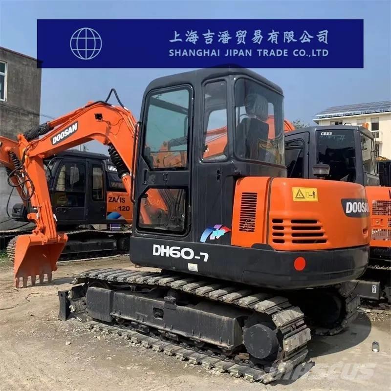 Doosan DH 60-7 小型挖掘机