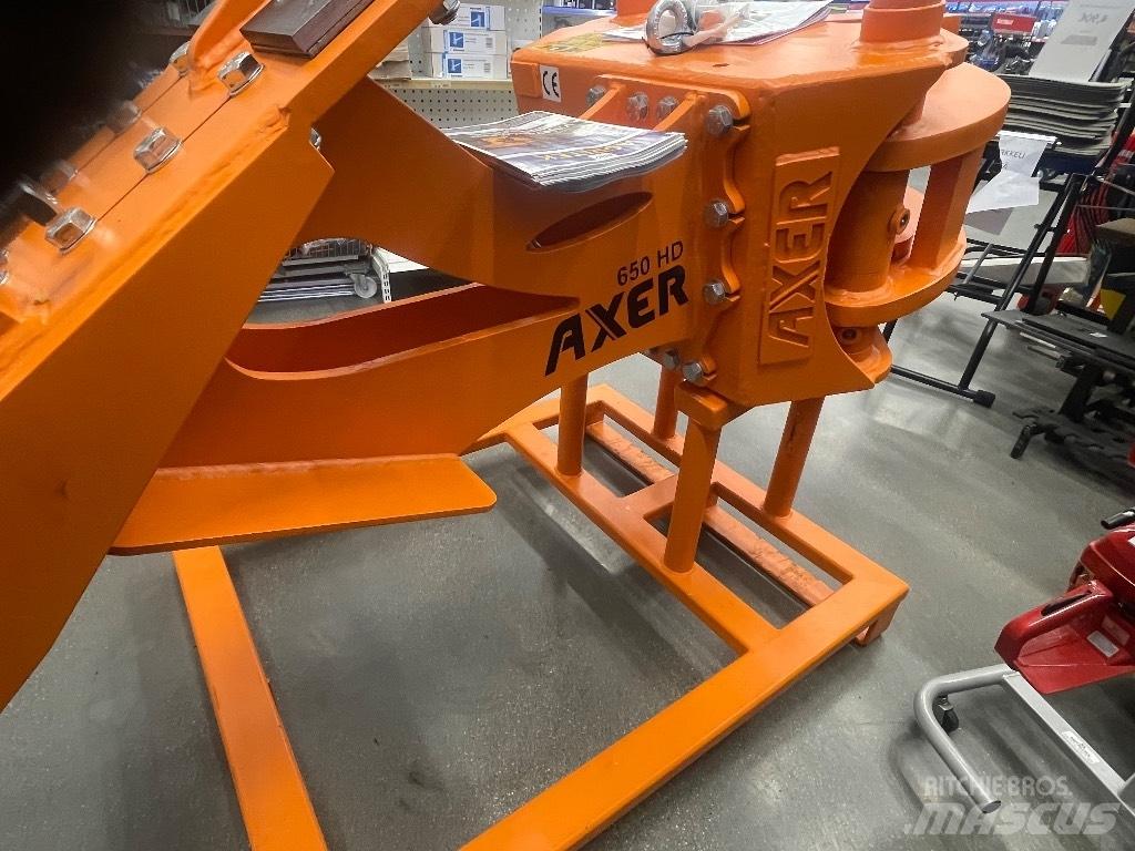 Axer 650 起重机和装载机
