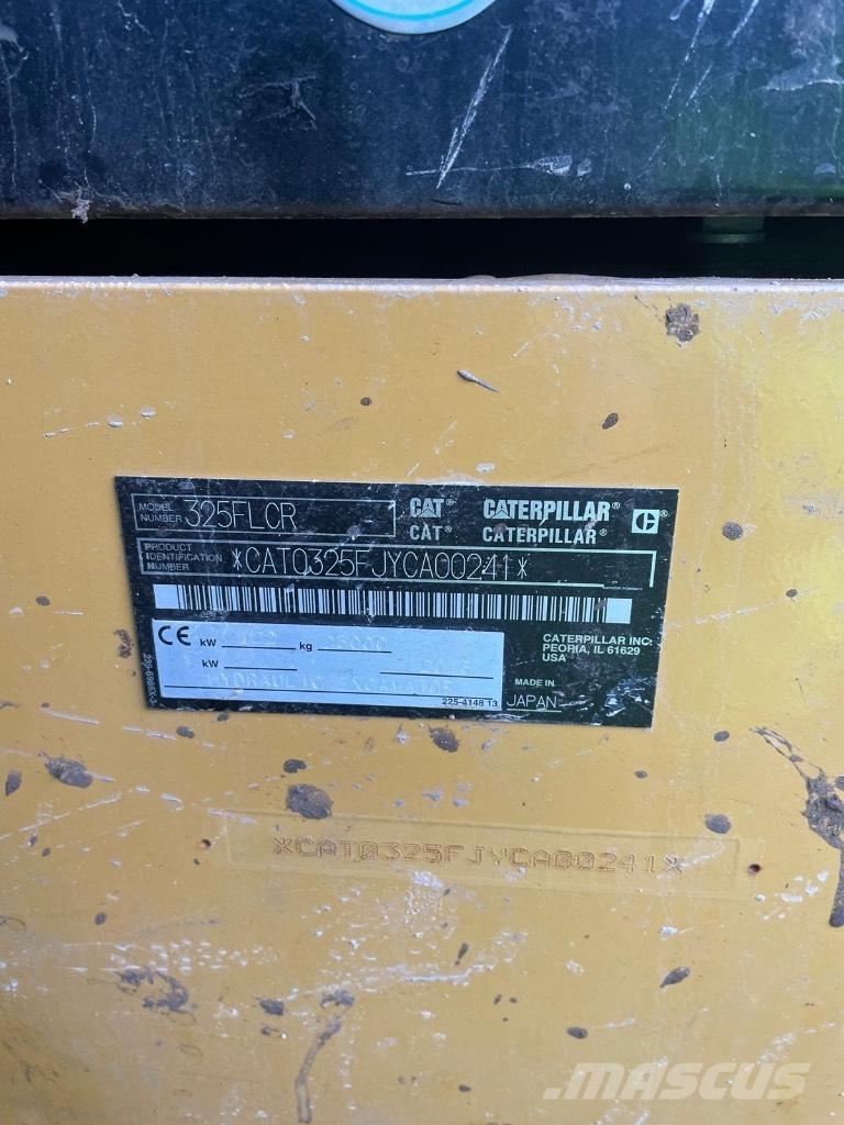 CAT 325 履带挖掘机