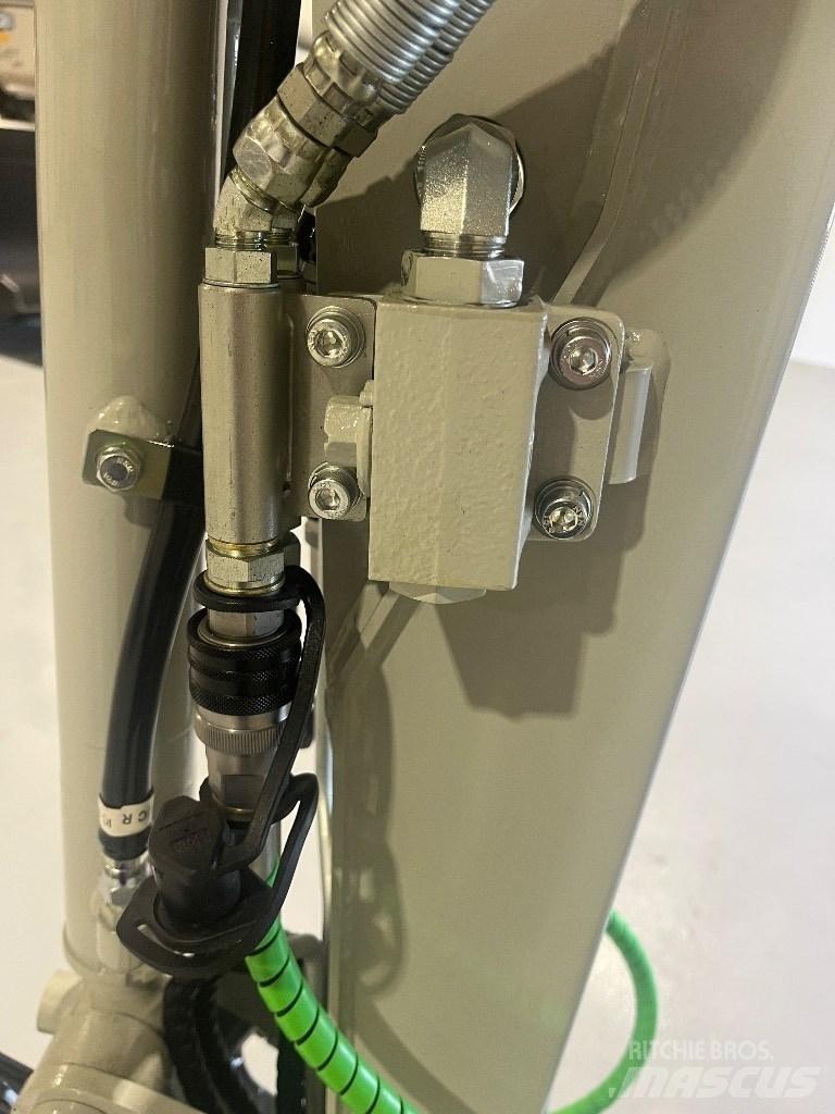 Takeuchi TB 20 E 小型挖掘机