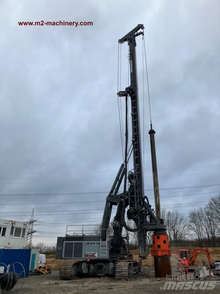 Liebherr LB 44 工程钻机
