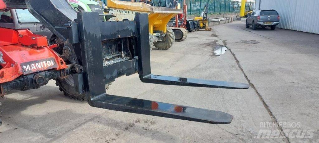 Manitou PFB 伸缩臂叉装车|叉装车