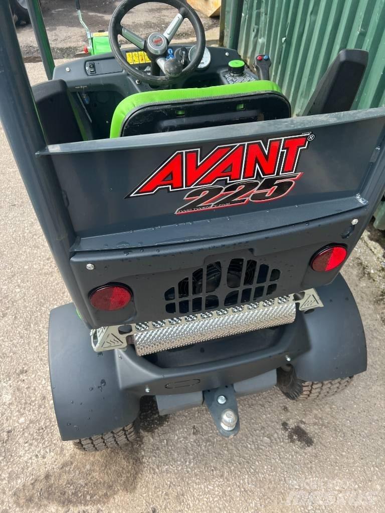 Avant 225 多功能装载机
