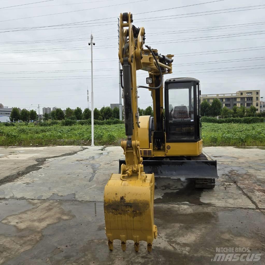 CAT 305 C CR 小型挖掘机