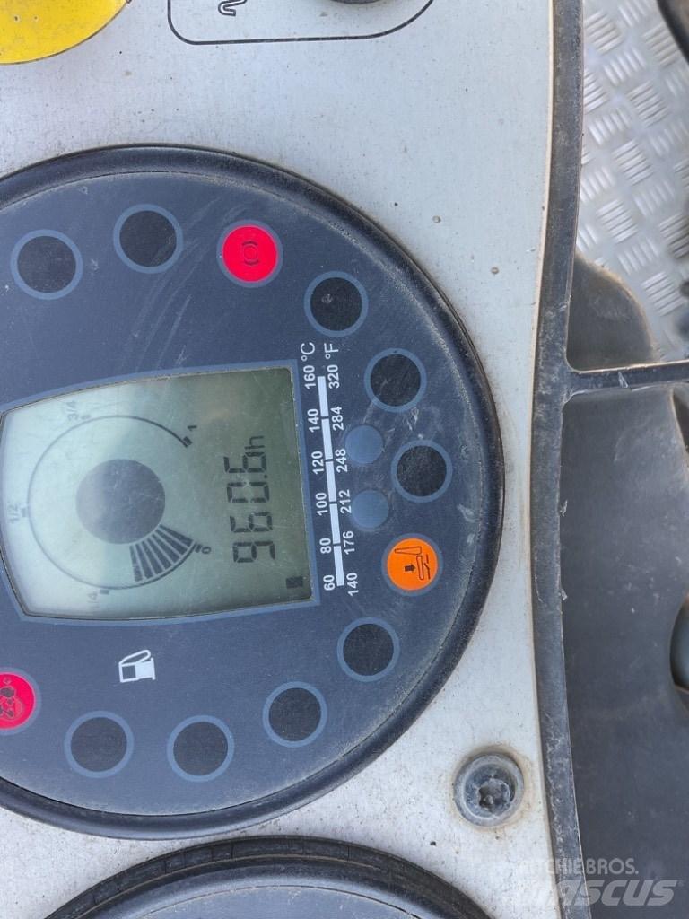 Bomag BW 138 AD-5 双轮压路机