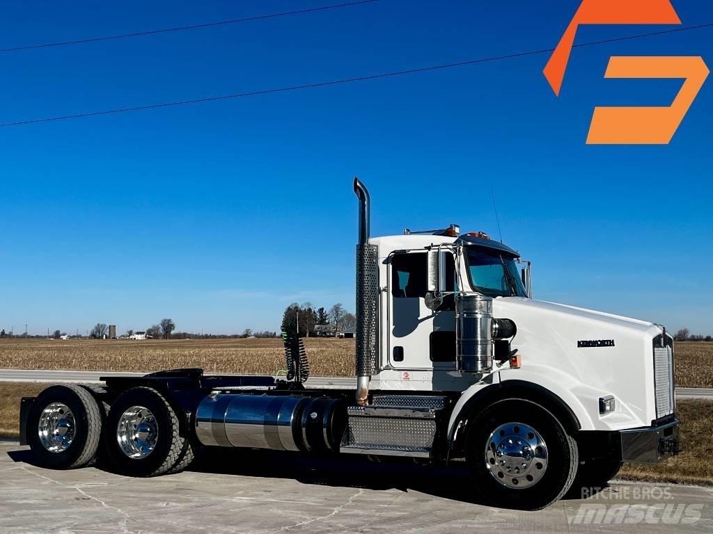 Kenworth T 800 牵引车