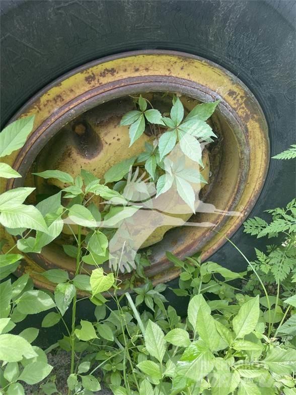 CAT 12D 平地机/推土机