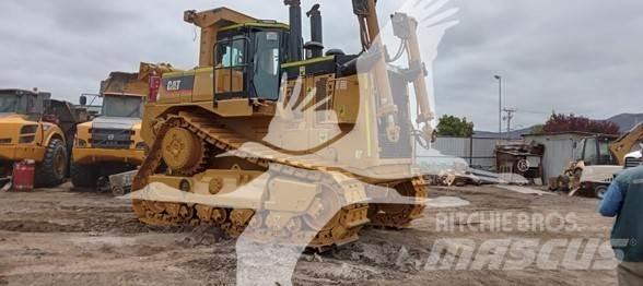 CAT D8T 履带式推土机