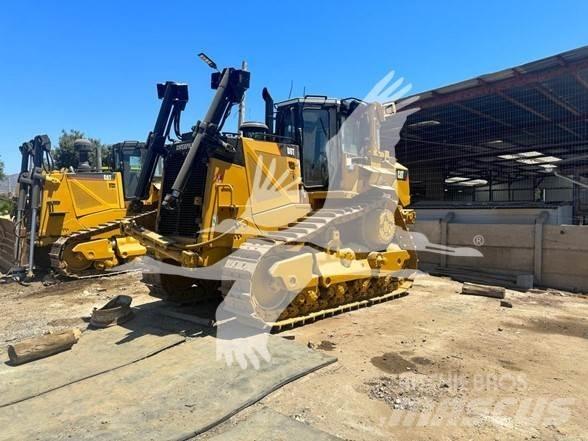 CAT D8T 履带式推土机