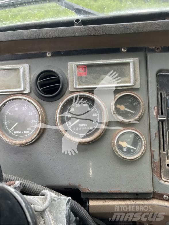 Ford 8000 水罐车