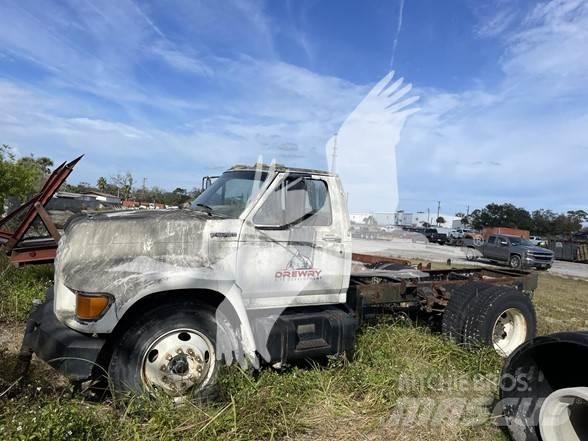 Ford F800 平板车