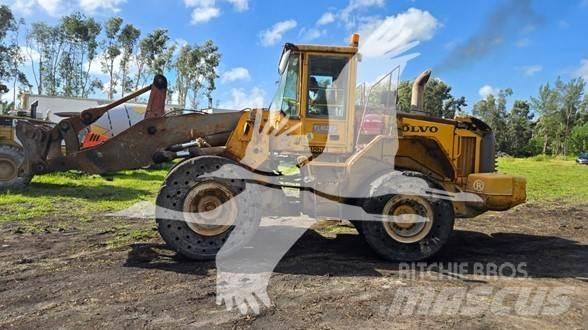 Volvo L120E 轮式装载机