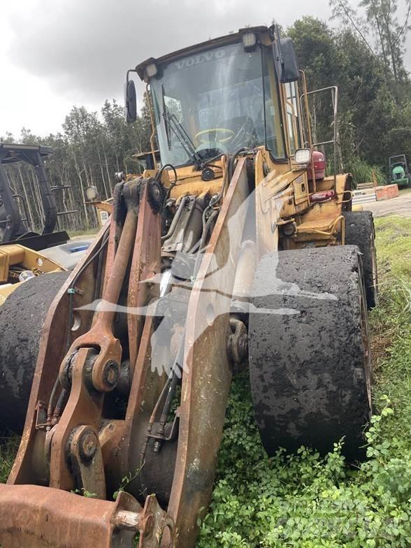 Volvo L120E 轮式装载机