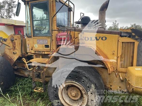Volvo L120E 轮式装载机