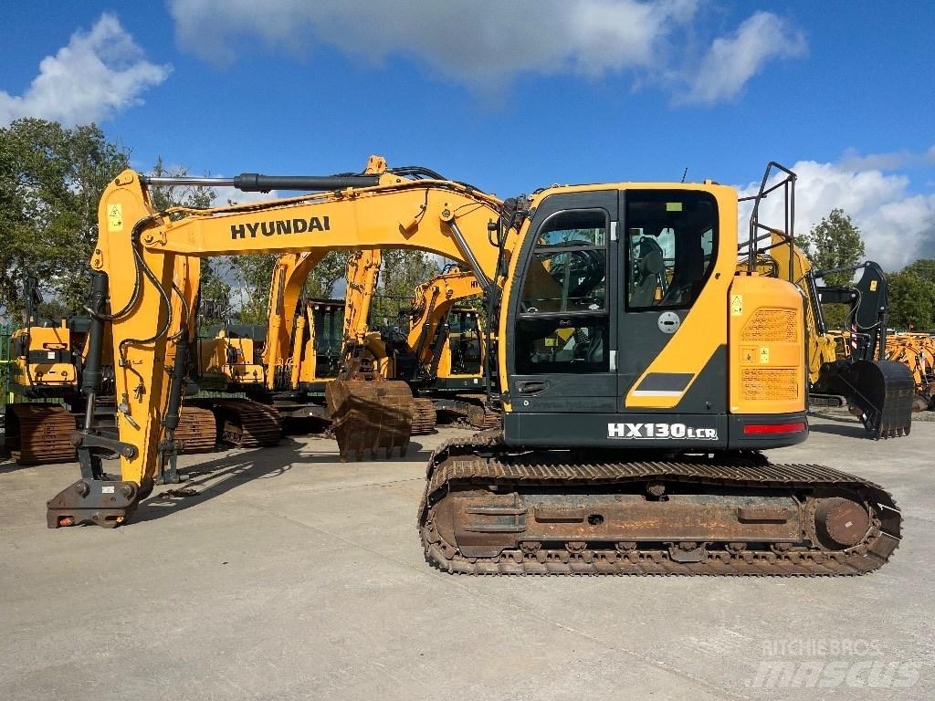 Hyundai HX130LCR 履带挖掘机