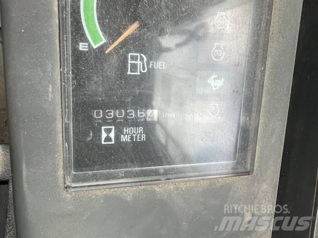 Takeuchi TB 23 R 小型挖掘机