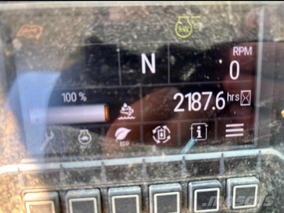 CAT 420 反铲装载机