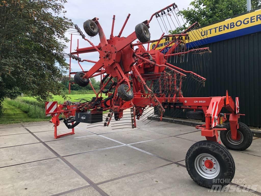 Kuhn GA 8521 料堆整形机