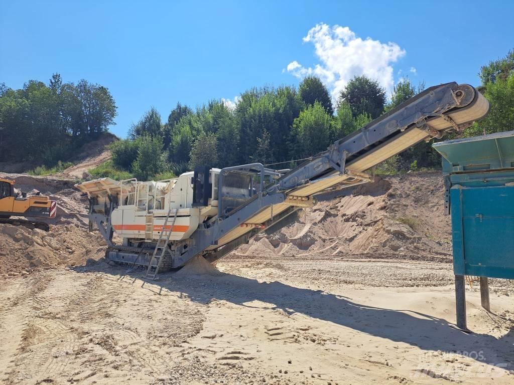 Metso NP 1110M 移动式破碎机