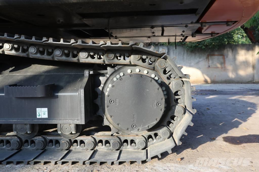 Develon DX 205 中型挖掘机