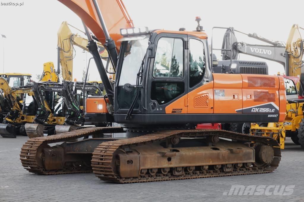 Doosan DX 255 LC-7 履带挖掘机