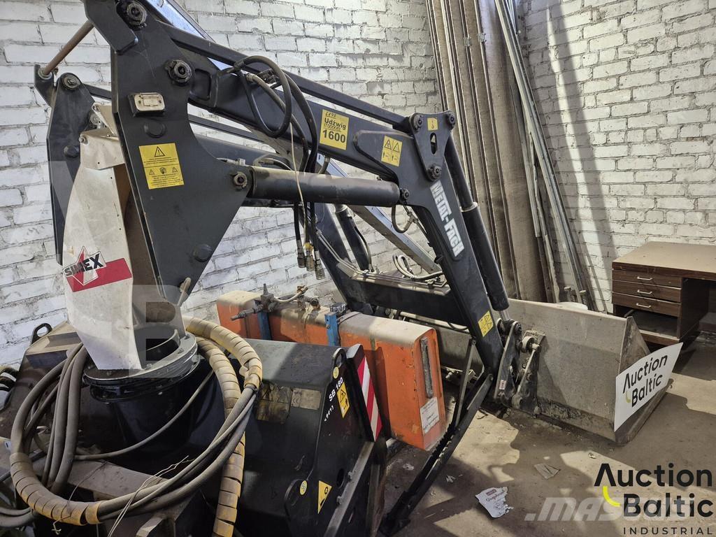 Metal-Fach K15 前装载和挖掘机