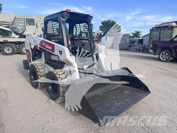 Bobcat S62 滑移装载机